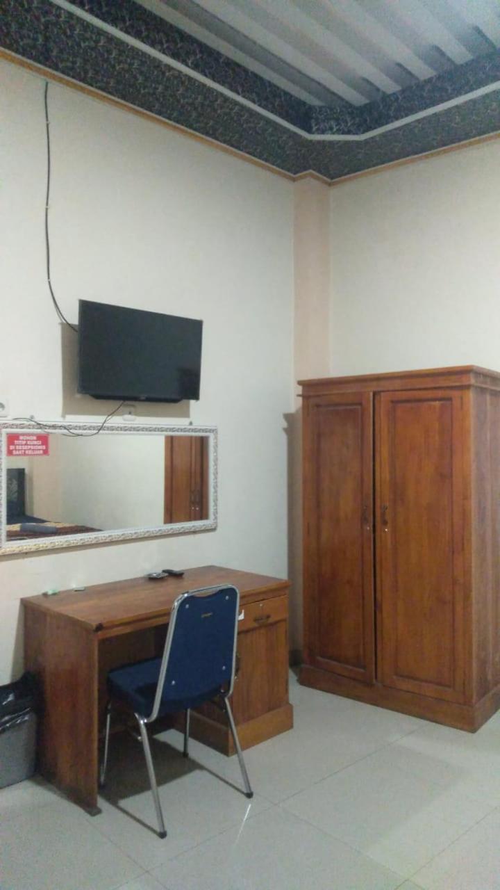 Wisma Reza Palopo Motel ภายนอก รูปภาพ