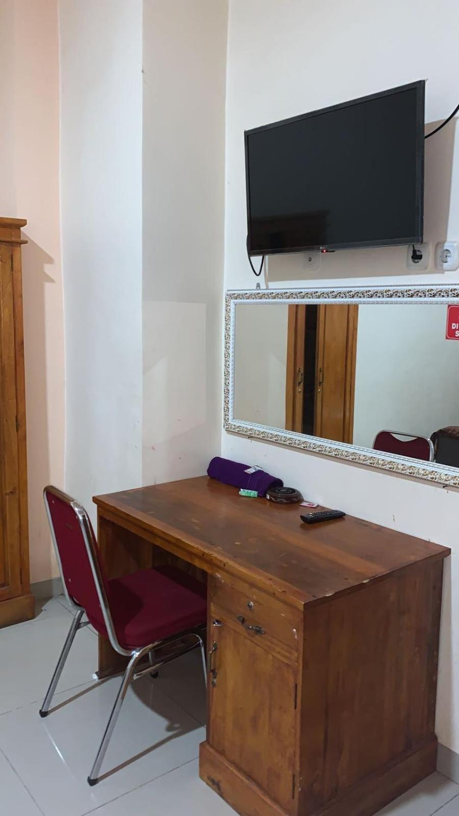 Wisma Reza Palopo Motel ภายนอก รูปภาพ
